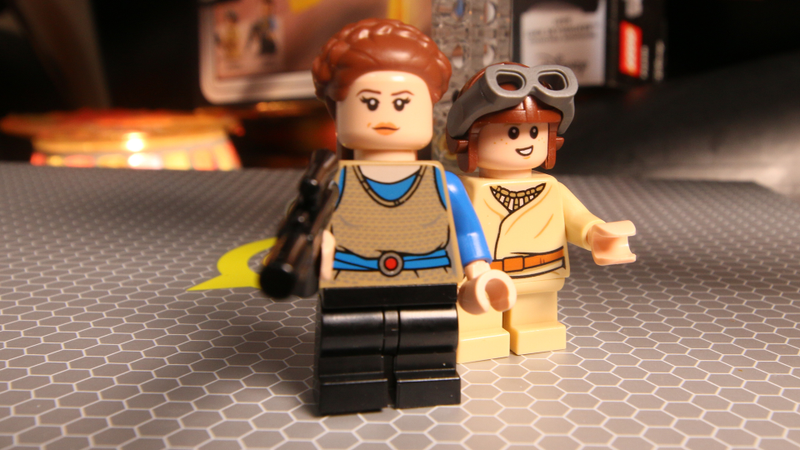 Illustration for article titled Star Wars Lego Makes Podracing Cool Again